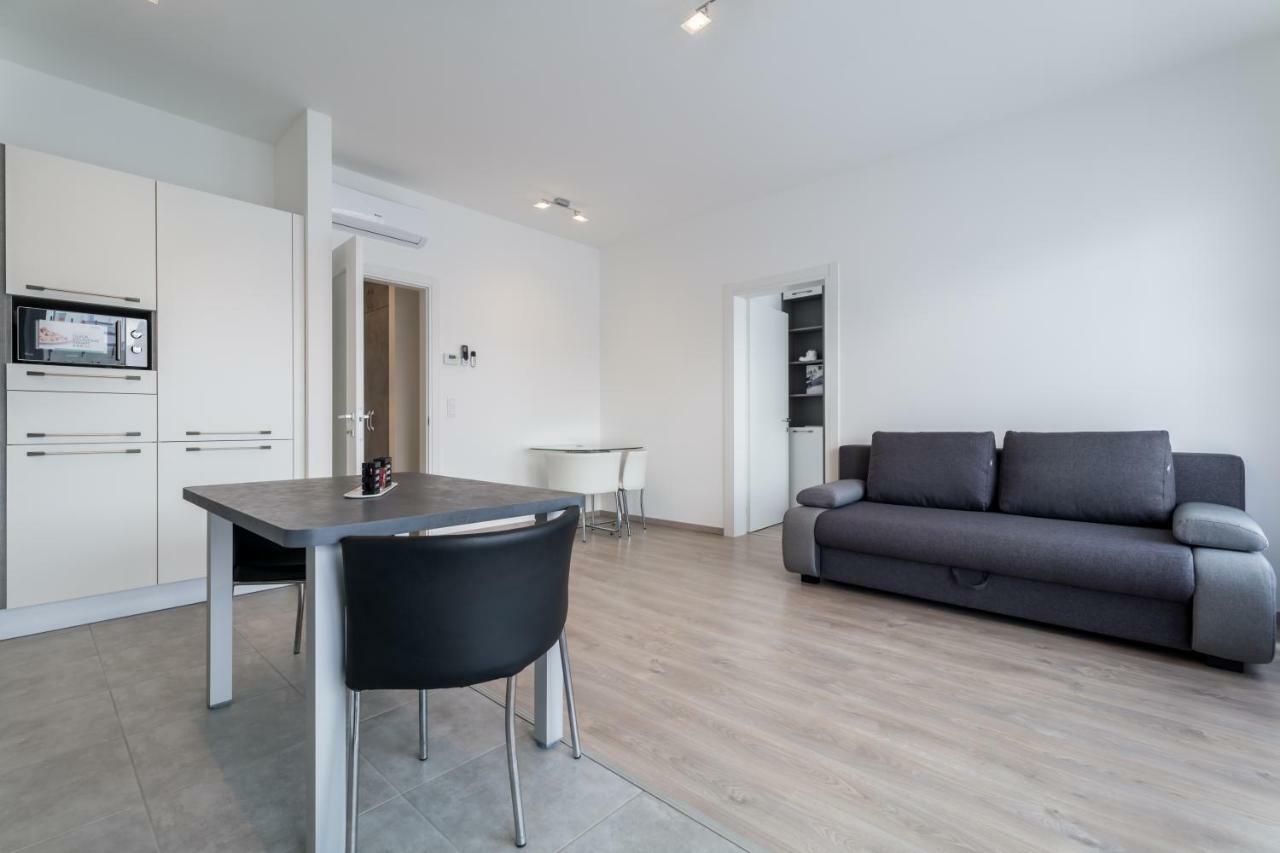 Bpr Chic White Home With Terrace & A/C & Garage Budapest Exterior foto