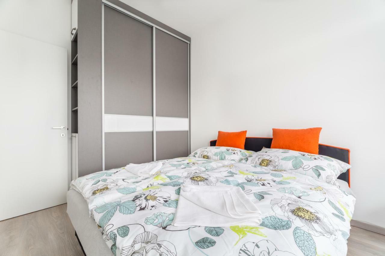 Bpr Chic White Home With Terrace & A/C & Garage Budapest Exterior foto
